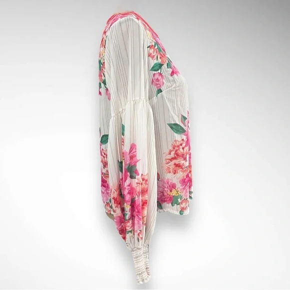 VICI‎ Valencia Rose Printed White Pink Boho Balloon Sleeve Blouse Small | EUC - Picture 4 of 9